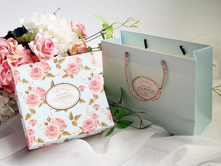 Stock Custom Simple Wedding Gift Paper Box