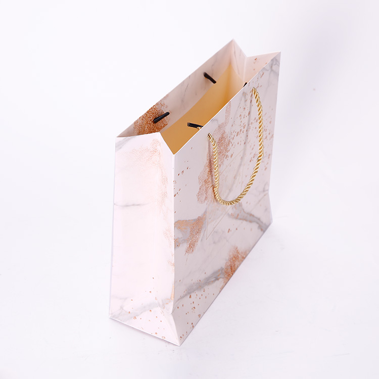 Custom Design High Quality Special Paper Stamping Printing Packaging Bag For Gift 